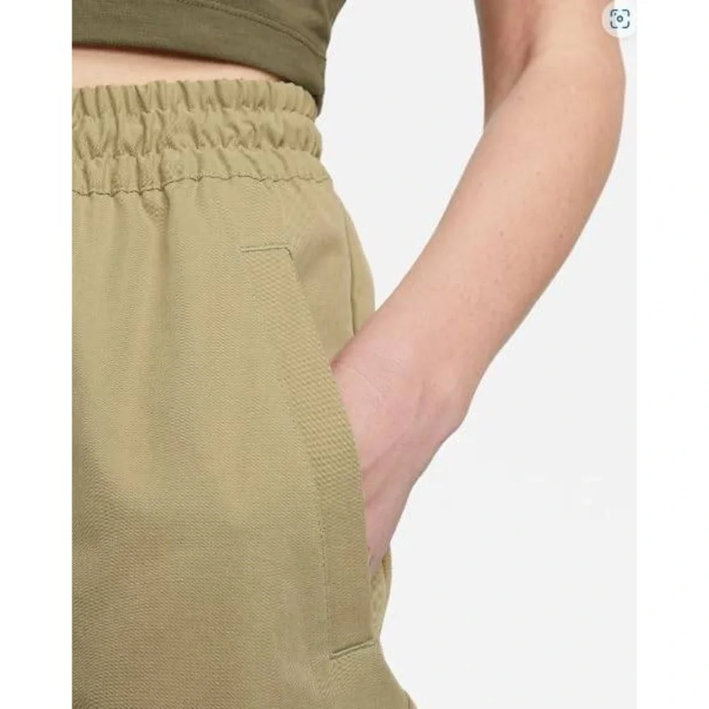NWT Nike‎ Women's Sportswear Swoosh Woven Pants - Neutral Olive (XX-Large)